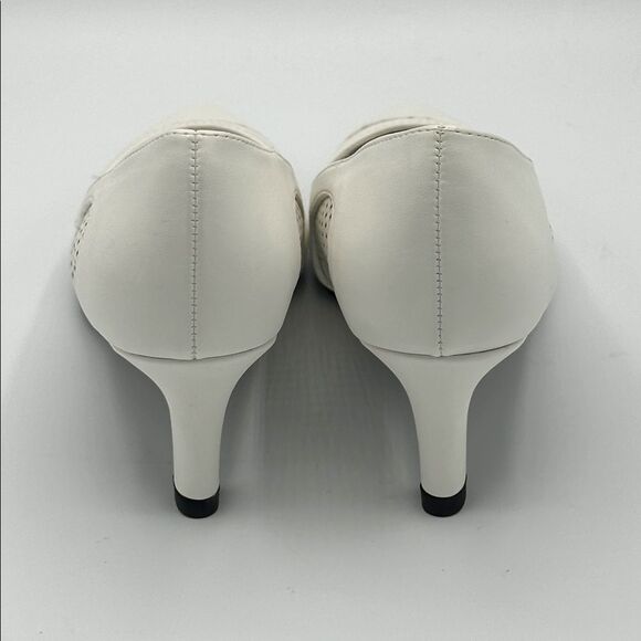 Easy Street Women's Ansen Pointed Toe Pumps Size 6 6M NIB - Picture 7 of 13